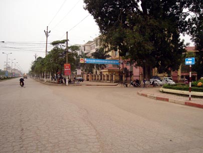 Con đường đẹp nhất thành phố Vĩnh Yên, trung tâm tỉnh lỵ Vĩnh Phúc,  được mang tên Kim Ngọc - Ảnh: Đ.H.Lực
